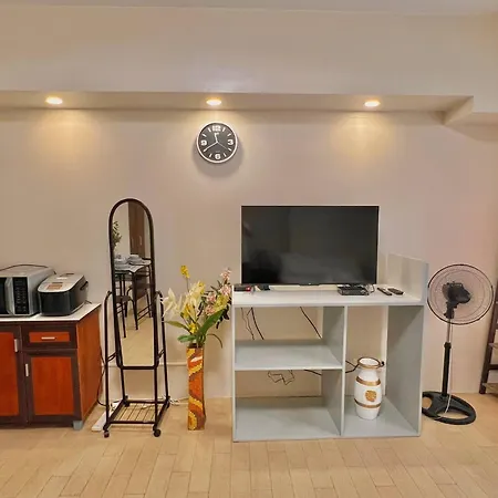 Cozy Bb In The Heart Of Quezon City